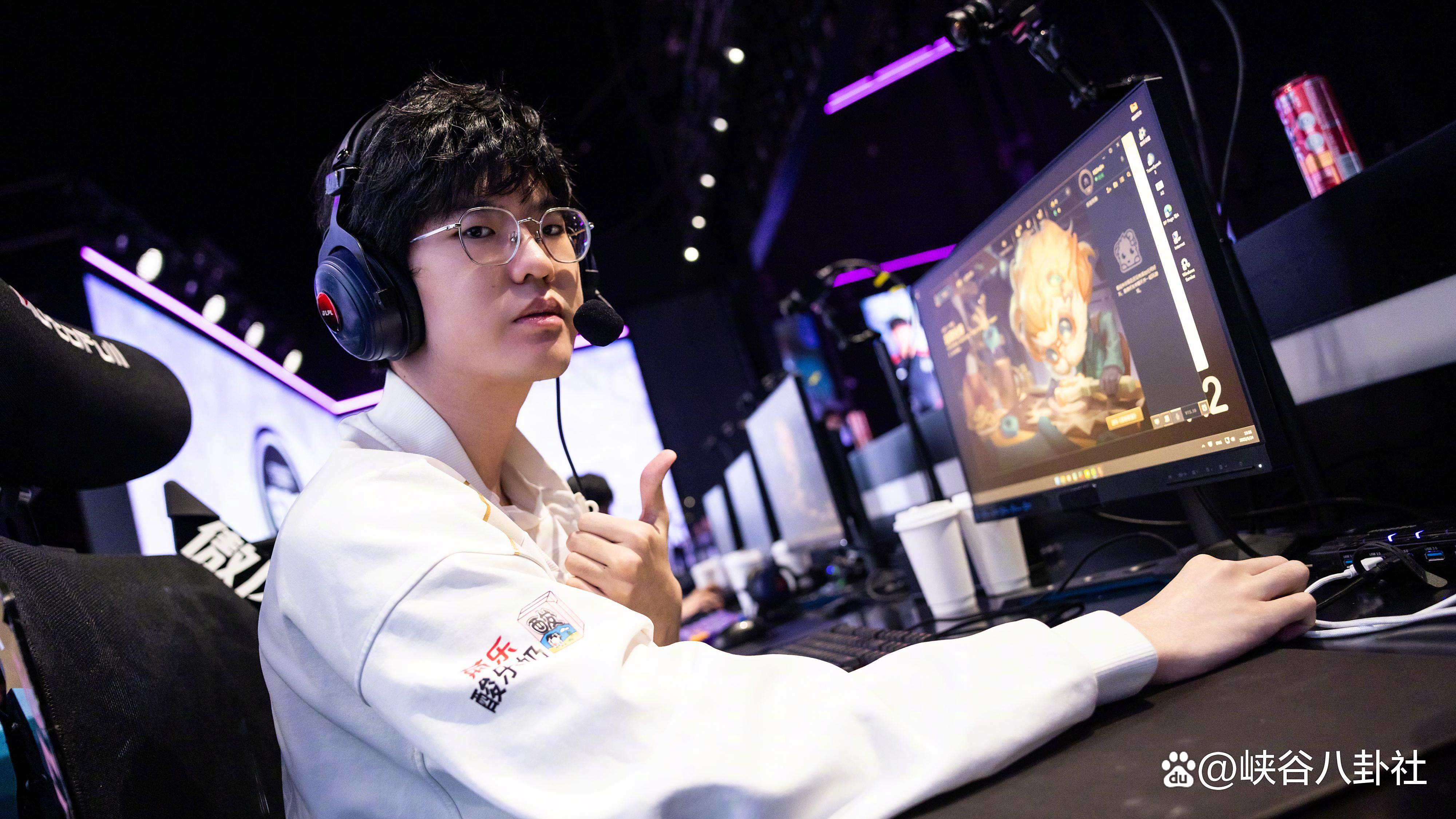 开云体育-Rookie官方宣布出色防守新规，篮网引发争议！