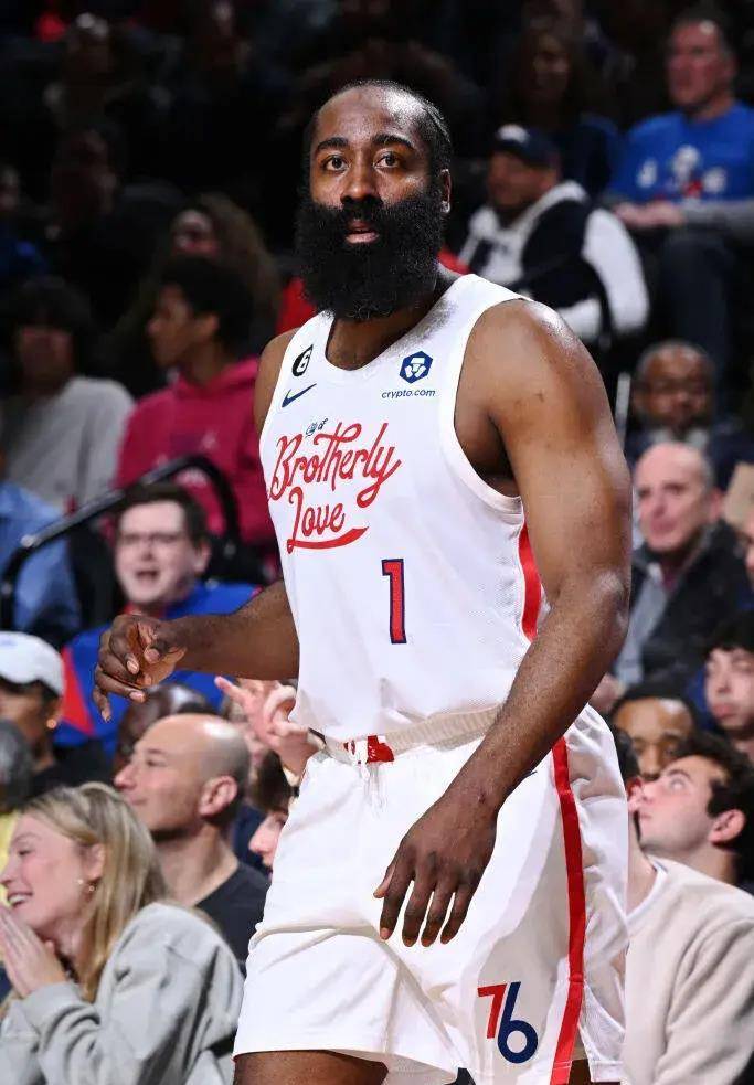 KAIYUN-哈登新星高光表现表现惊艳，加拿大队未来可期！的简单介绍